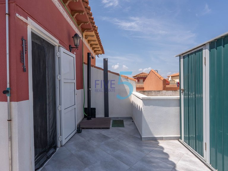 Villa for Sale in Alicante, Valencia 23