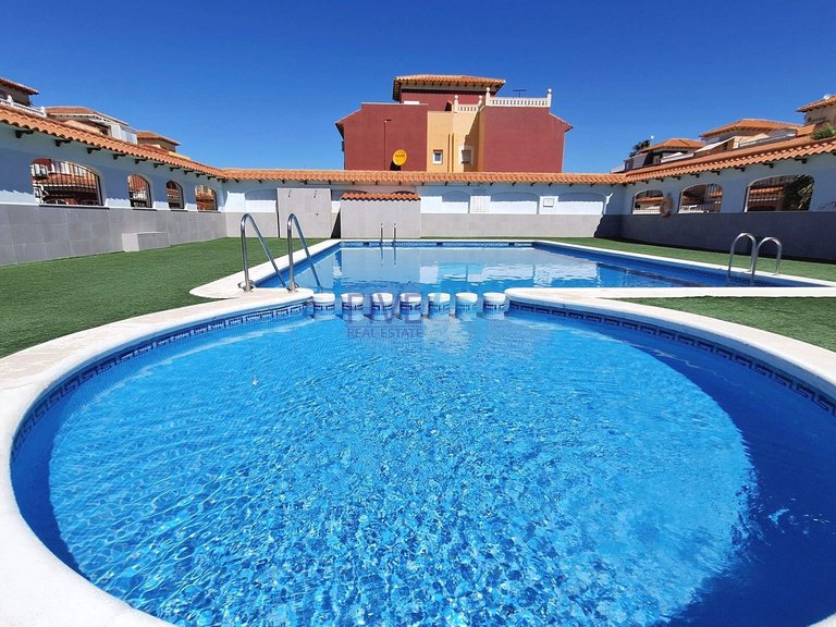 Villa for Sale in Alicante, Valencia 29