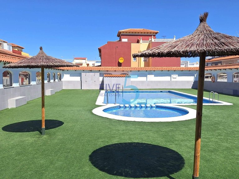 Villa for Sale in Alicante, Valencia 17
