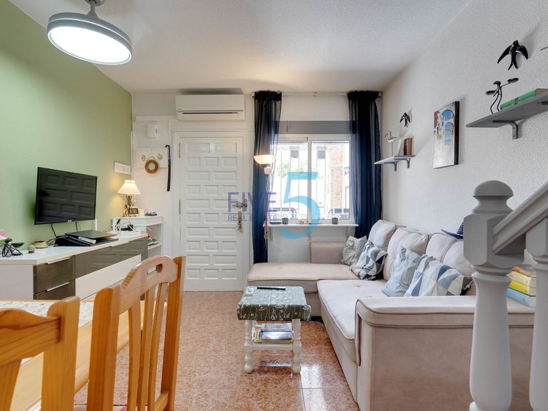 Villa for Sale in Alicante, Valencia 6