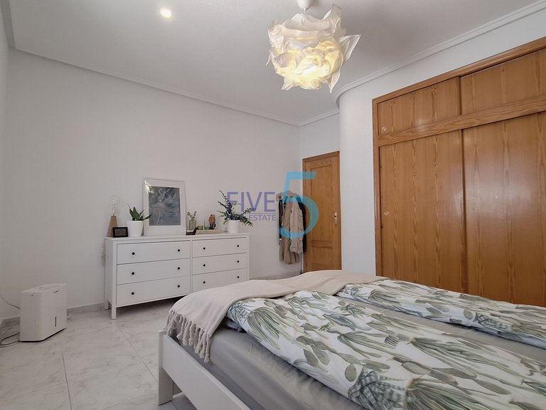Apartment for Sale in Alicante, Valencia 13