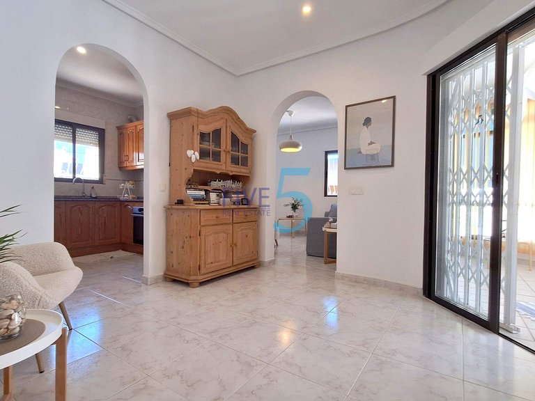 Apartment for Sale in Alicante, Valencia 7