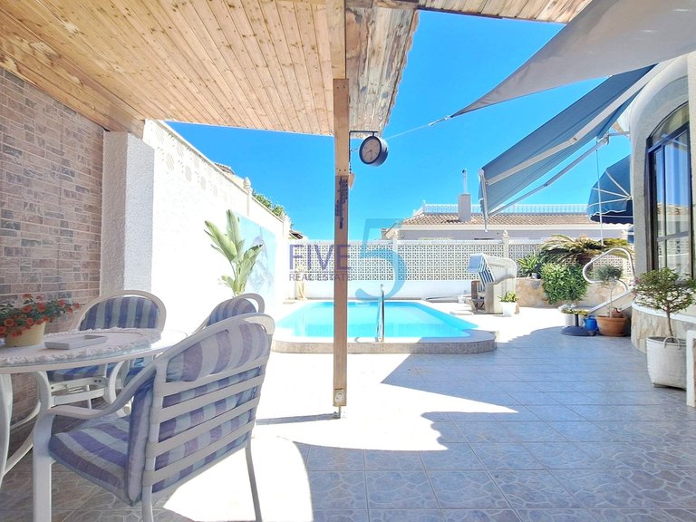 Apartment for Sale in Alicante, Valencia 22