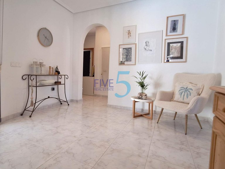 Apartment for Sale in Alicante, Valencia 6