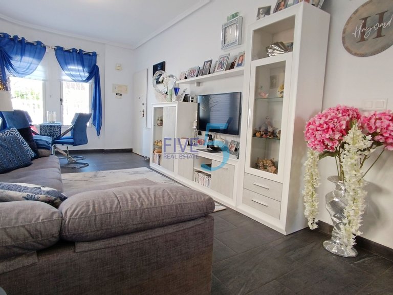 Villa for Sale in Alicante, Valencia 17