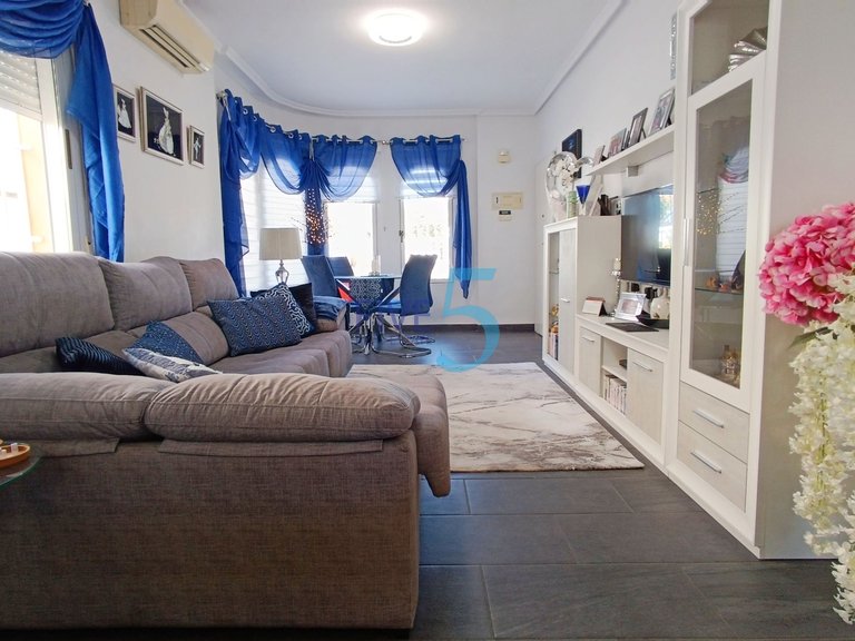 Villa for Sale in Alicante, Valencia 18