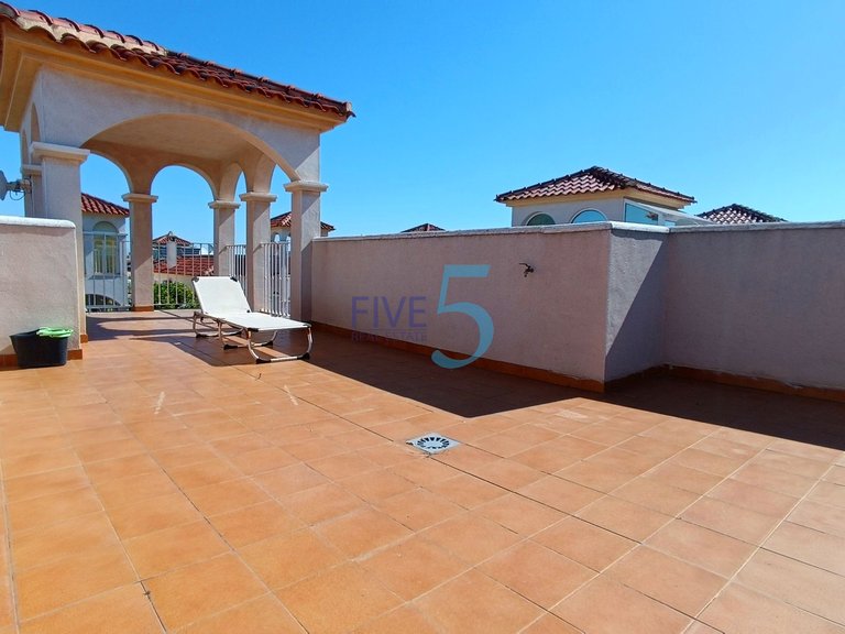 Villa for Sale in Alicante, Valencia 27