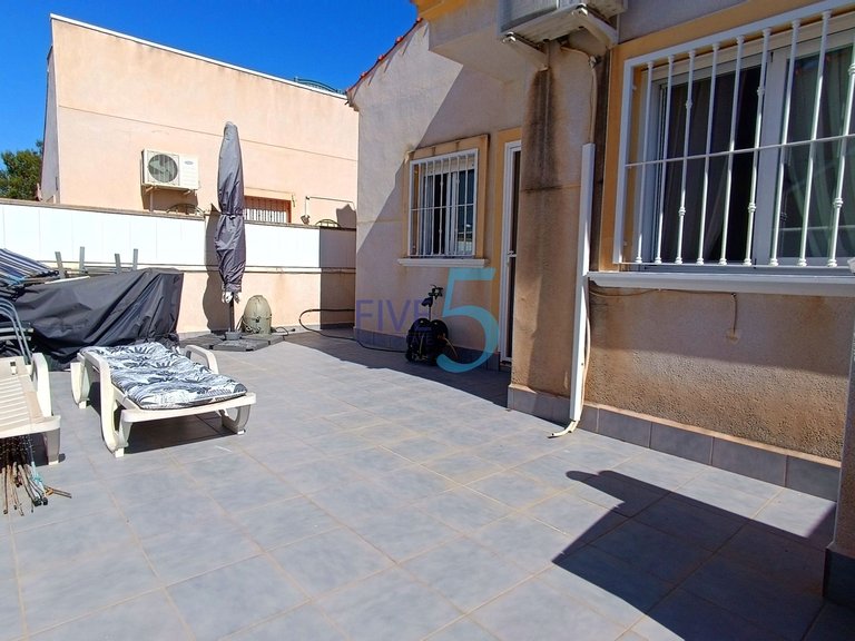 Villa for Sale in Alicante, Valencia 11