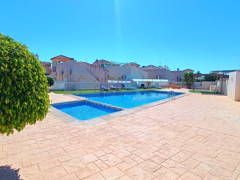 Villa for Sale in Alicante, Valencia 30