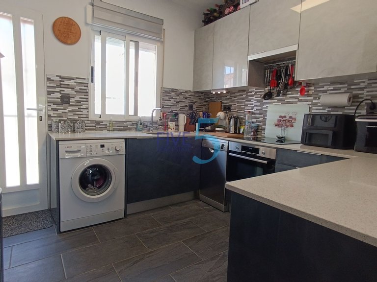 Villa for Sale in Alicante, Valencia 21