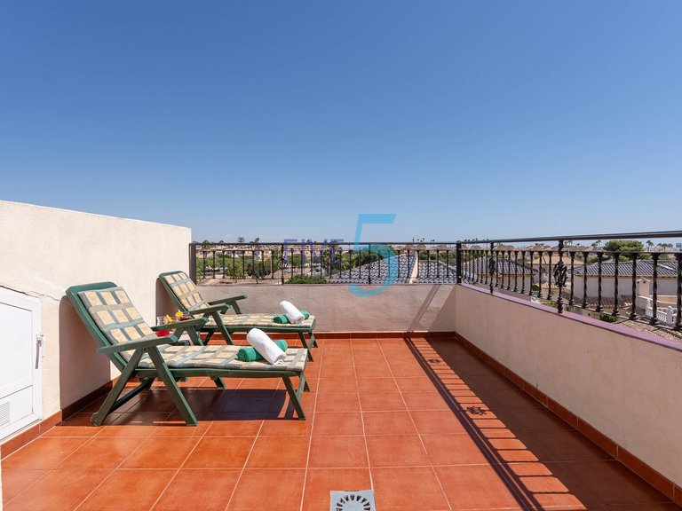 Villa for Sale in Alicante, Valencia 29