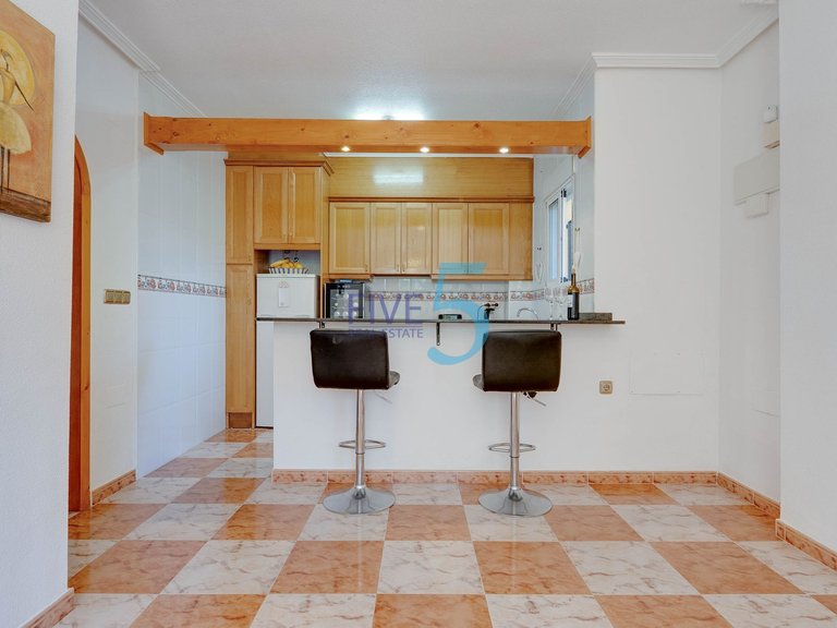 Villa for Sale in Alicante, Valencia 11