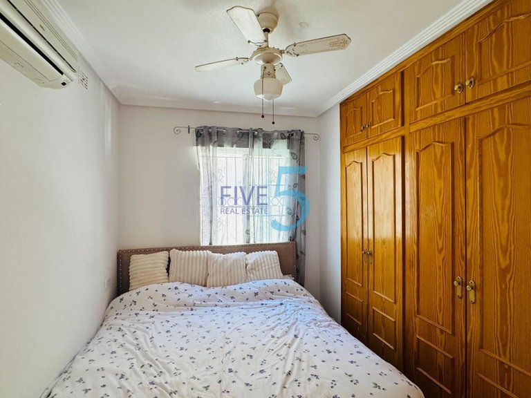 Villa for Sale in Alicante, Valencia 13