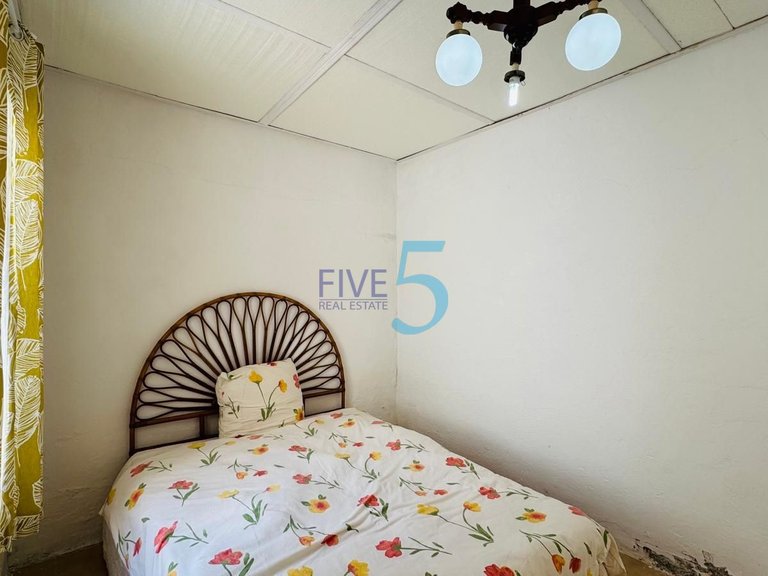 Apartment for Sale in Alicante, Valencia 11