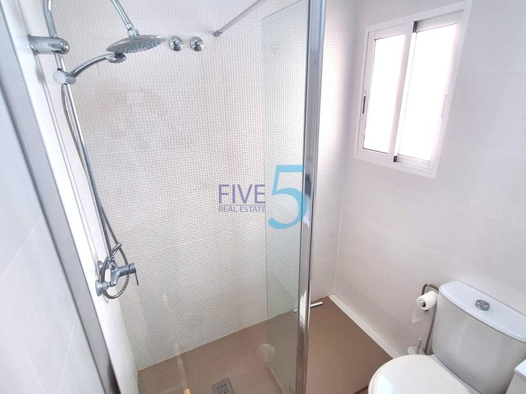 Villa for Sale in Alicante, Valencia 30