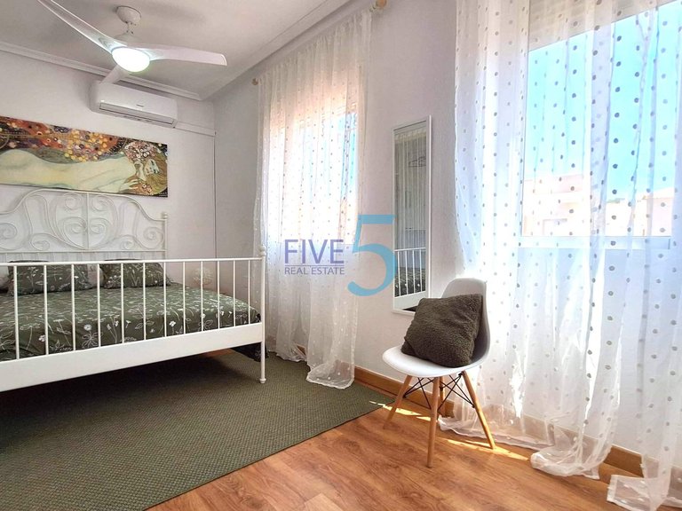 Villa for Sale in Alicante, Valencia 27