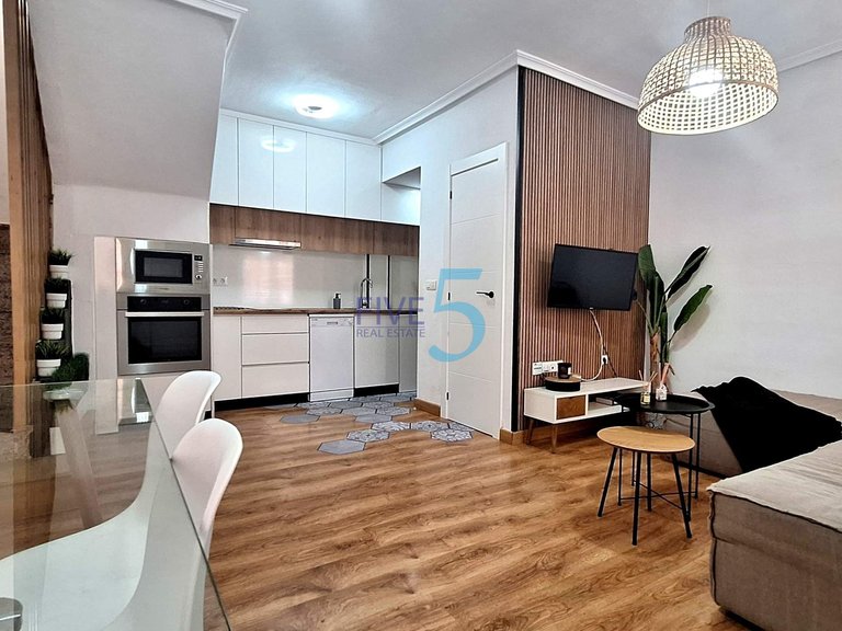 Villa for Sale in Alicante, Valencia 9