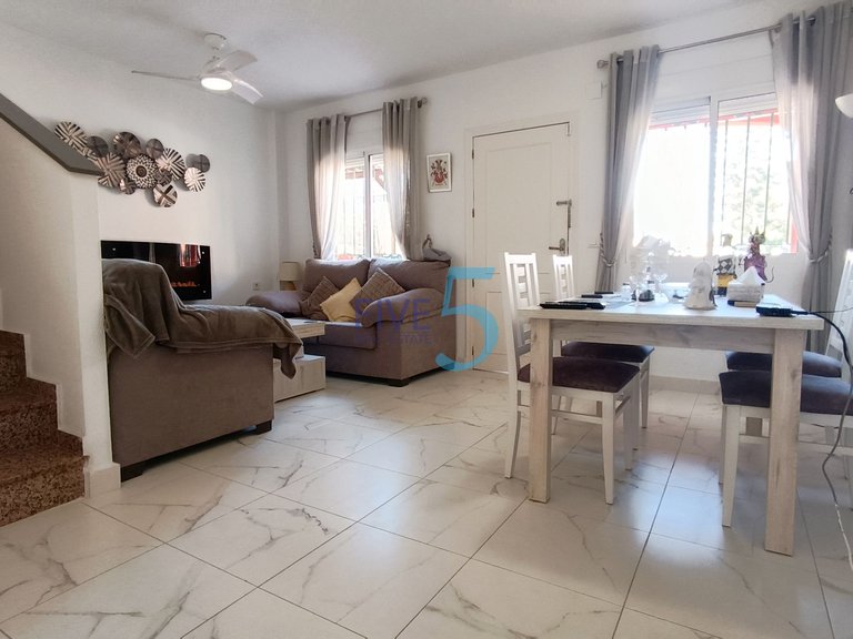 Villa for Sale in Alicante, Valencia 3