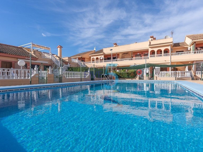 Villa for Sale in Alicante, Valencia 4