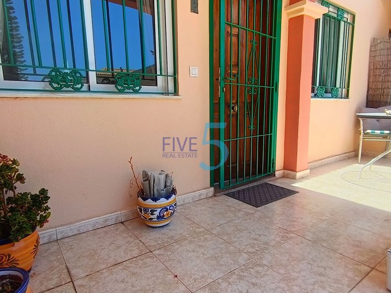 Villa for Sale in Alicante, Valencia 10