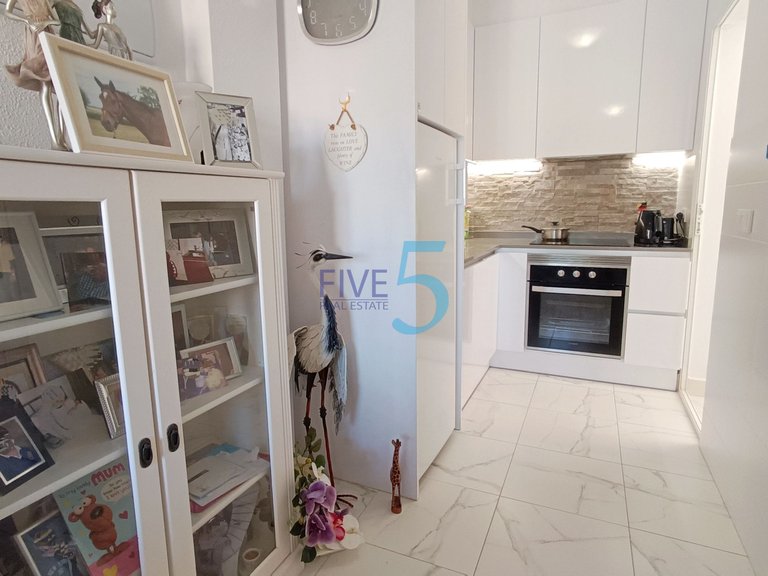 Villa for Sale in Alicante, Valencia 16