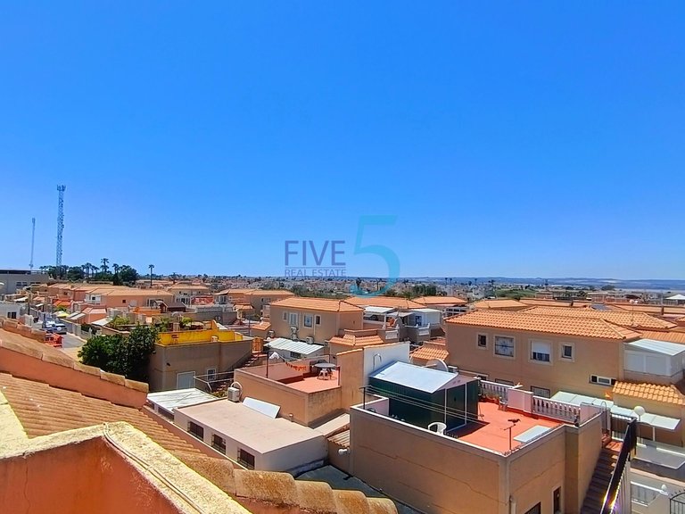 Villa for Sale in Alicante, Valencia 29