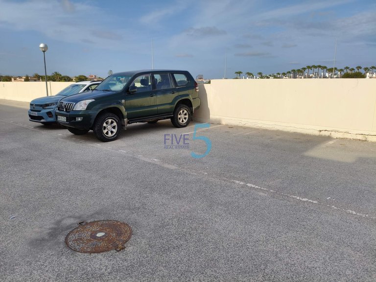 Apartment for Sale in Alicante, Valencia 36