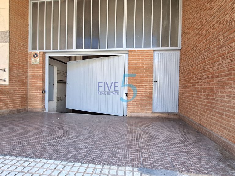 Apartment for Sale in Alicante, Valencia 37