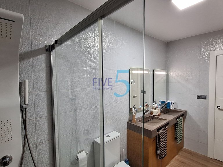 Apartment for Sale in Alicante, Valencia 18