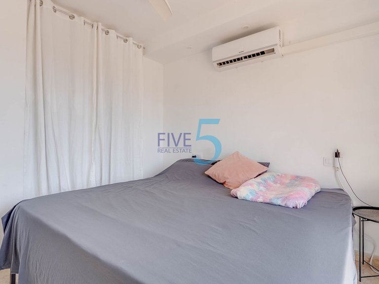 Villa for Sale in Alicante, Valencia 12