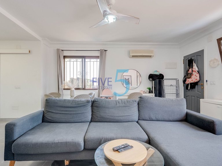 Villa for Sale in Alicante, Valencia 5