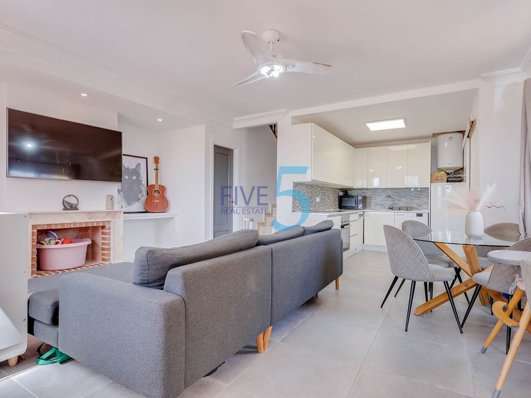 Villa for Sale in Alicante, Valencia 3