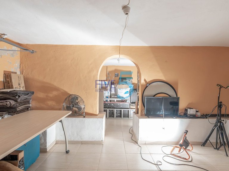 Villa for Sale in Alicante, Valencia 38