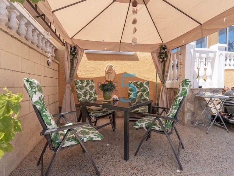 Villa for Sale in Alicante, Valencia 34