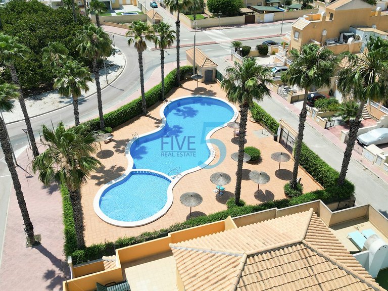 Villa for Sale in Alicante, Valencia 4