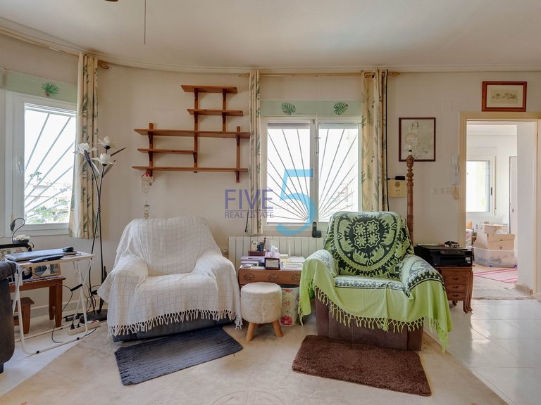 Villa for Sale in Alicante, Valencia 7