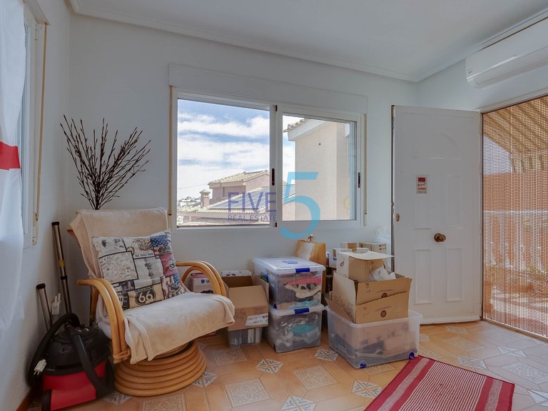 Villa for Sale in Alicante, Valencia 17