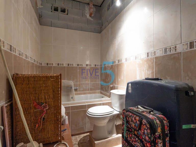 Villa for Sale in Alicante, Valencia 28