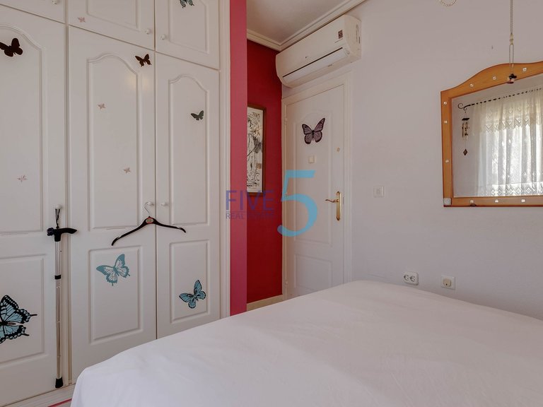 Villa for Sale in Alicante, Valencia 15