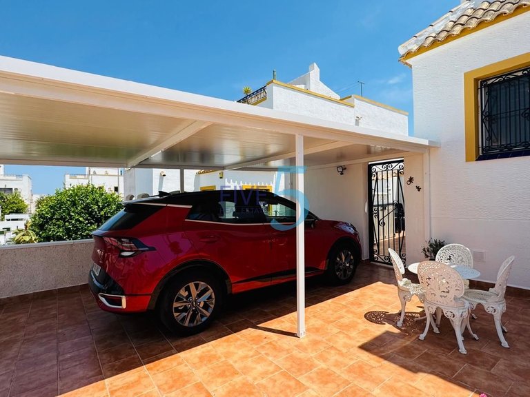 Villa for Sale in Alicante, Valencia 21