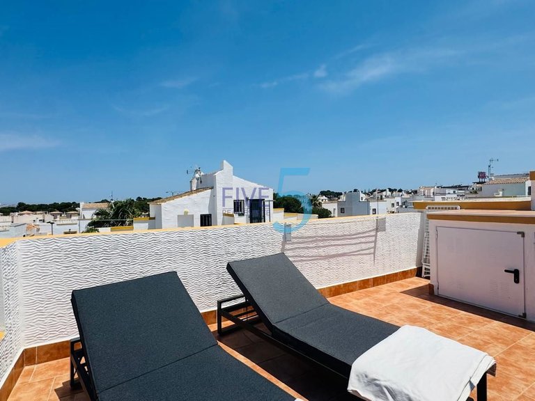 Villa for Sale in Alicante, Valencia 17