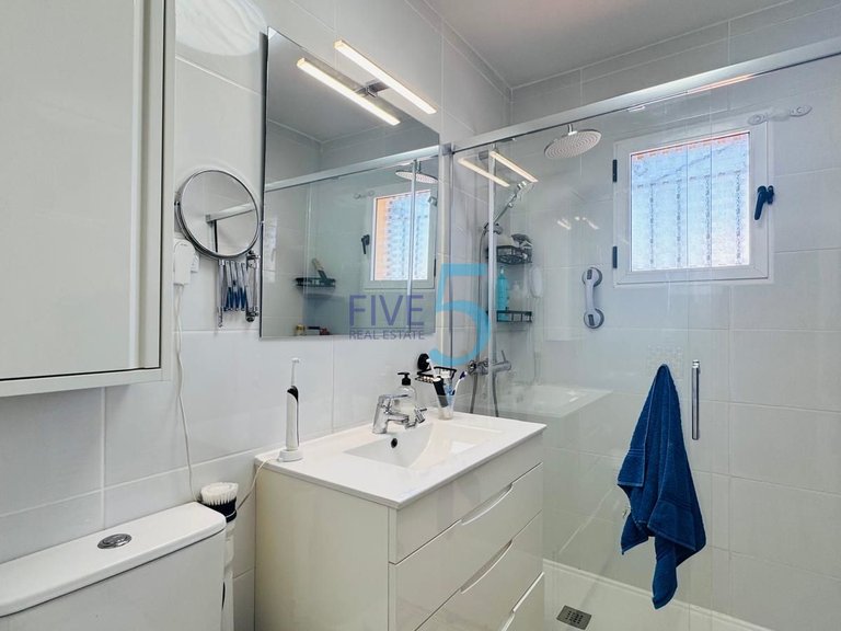 Villa for Sale in Alicante, Valencia 14
