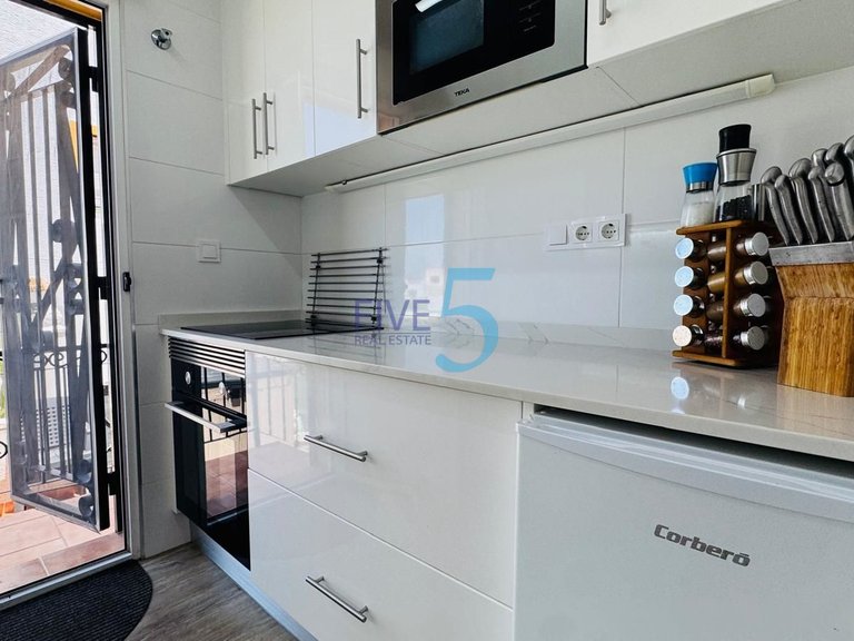 Villa for Sale in Alicante, Valencia 8