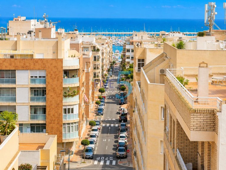 Apartment for Sale in Alicante, Valencia 28
