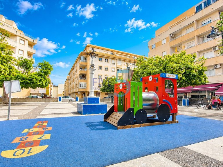 Apartment for Sale in Alicante, Valencia 9