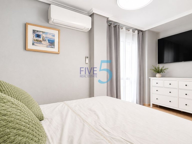Apartment for Sale in Alicante, Valencia 36