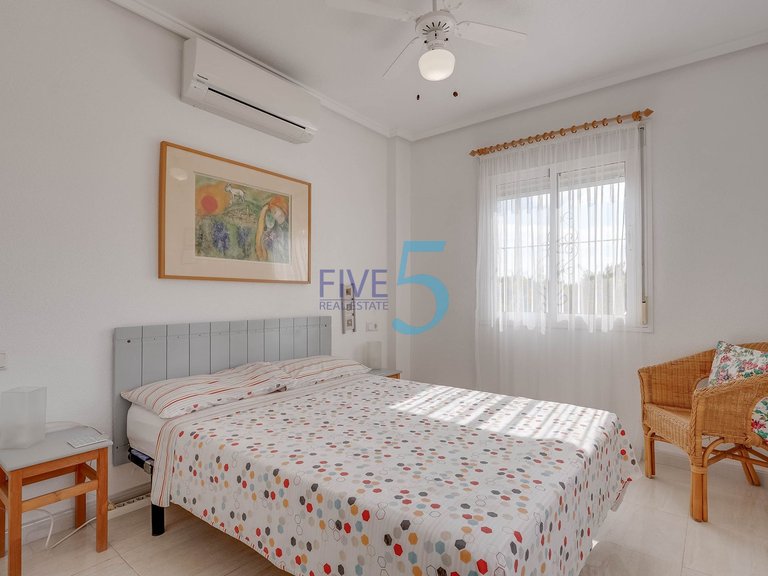 Villa for Sale in Alicante, Valencia 14