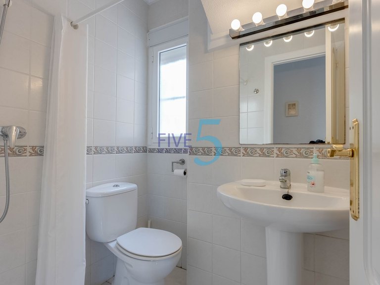 Villa for Sale in Alicante, Valencia 19