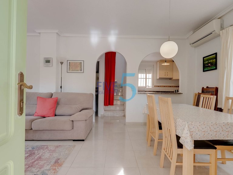 Villa for Sale in Alicante, Valencia 7