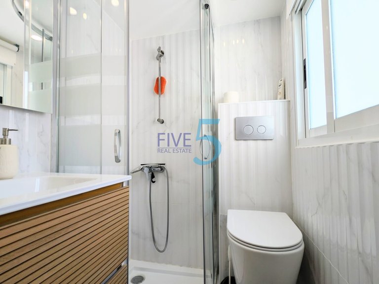 Penthouse for Sale in Alicante, Valencia 24